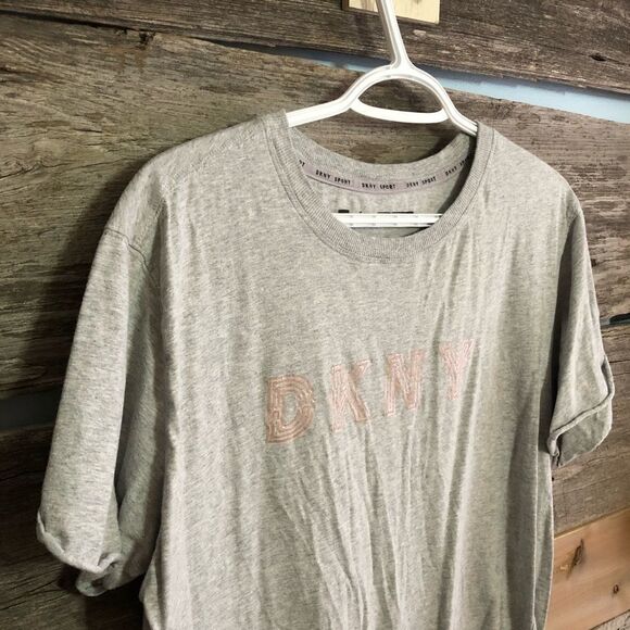 DKNY Size Large Grey Logo T-shirt - Picture 2 of 4